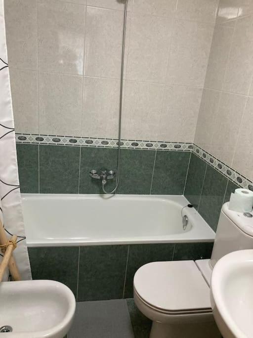 Burgo La Catedral Home מראה חיצוני תמונה